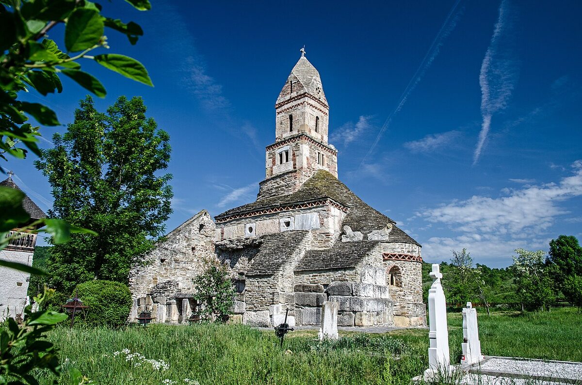 Biserica Sfântul Nicolae din Densuș