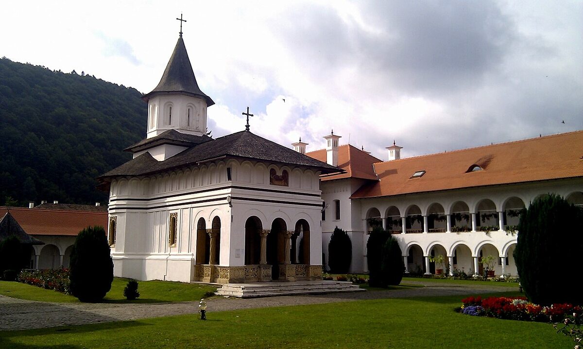 Mănăstirea Brâncoveanu — Sâmbăta de Sus